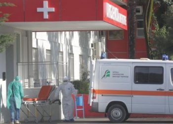 Zbardhen detajet si u infektuan dy mjekët e Sanatoriumit me koronavirus