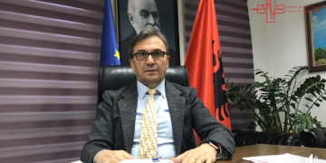Shkarkimi i mjekut, shefi i Urgjencës Kombëtare i përgjigjet ashpër Partisë Demokratike