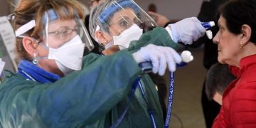 Italia shkon në bilanc lufte, por ka gati aplikacionin që do të gjurmojë të prekurit me koronavirus