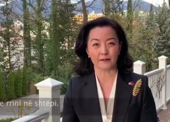 Ambasadorja Yuri Kim zbulon detaje nga takimi me Metën dhe Ramën, jep mesazhin e fortë që duhet ta dëgjojnë të gjithë