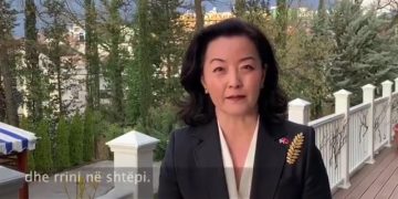Ambasadorja Yuri Kim zbulon detaje nga takimi me Metën dhe Ramën, jep mesazhin e fortë që duhet ta dëgjojnë të gjithë