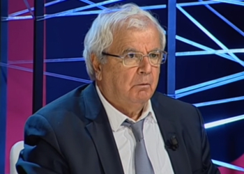 Ultimatumi i Metës për 15 marsin, Spartak Ngjela zbulon çfarë mund të ndodhë nëse Presidenti futet në Parlament