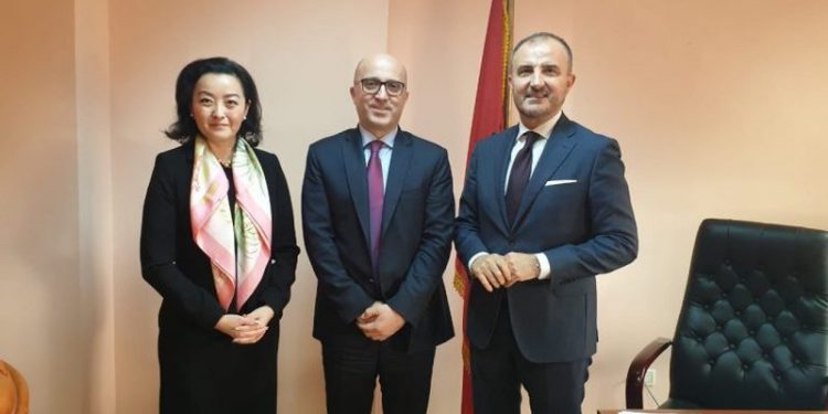 Yuri Kim dhe Luigi Soreca i shkojnë në zyrë që në mëngjes kreut të ILD-së: Zbardhet çfarë diskutuan me Artur Metanin