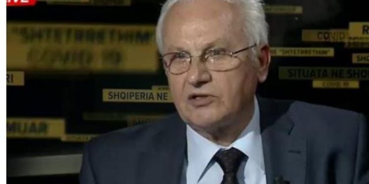 Dush para gjumit për të parandaluar koronavirusin dhe disa këshilla të vyera! Mjeku i njohur Isuf Kalo i jep përgjigje teorive që po bën “xhiron” në rrjetet sociale