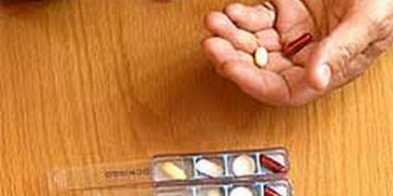 OBSH-ja bën thirrjen e fortë: Evitoni kurimin vetë në shtëpi me Ibuprofen