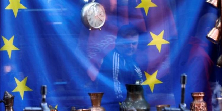 Ngjallen shpresat për hyrjen në BE, Reutes jep lajmin e mirë për Shqipërinë dhe Maqedoninë e Veriut: 27 vende do t’i thonë PO hapjes së negociatave!