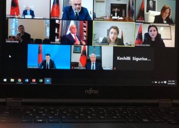 Rama, Meta dhe Basha bëhen bashkë “virtualisht” por pa maska dhe pa masa! Kryeministri publikon fotot