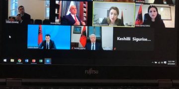 Rama, Meta dhe Basha bëhen bashkë “virtualisht” por pa maska dhe pa masa! Kryeministri publikon fotot