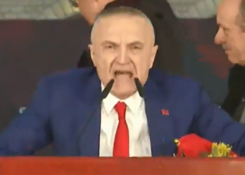 Meta në morsën e ndërkombëtarëve