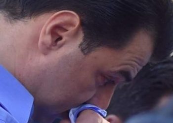 Revoltohet Basha, i bie tavolinës me grusht live në TV: Rama t’i thërrasë mendjes, të dëgjojë shpejt planin tim që i kam dhënë! Jam i brengosur, mendoj veç për shqiptarët e jo për politikë