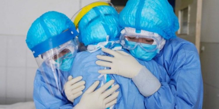 Lajm inkurajues dhe emocionues: Të sëmurë rëndë me Covid-19 shërohen me terapinë e qelizave staminale