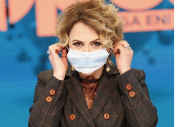 VIDEO/ Lulzim Basha i dërgon SMS live Eni Vasilit: Zoti Rama, a je gati të më lësh mua të bëhem kryeministër? (Vasili pastaj e mohon)