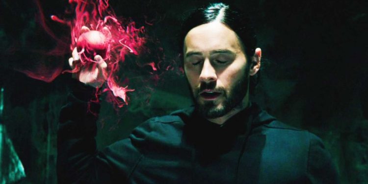 Ylli i Holliwoodit ishte i izoluar dy javë në meditime: “U riktheva, por bota ka ndryshuar përgjithmonë”