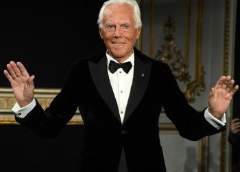 Giorgo Armani kthen fabrikat në “punishte” kundër koronavirusit: do të prodhojnë veshje spitalore!