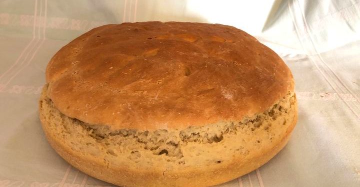 Kujtesë! Në këtë situatë përgatisni bukën masive në shtëpi me duart tuaja siç e bënin furrat dikur: Ja receta!