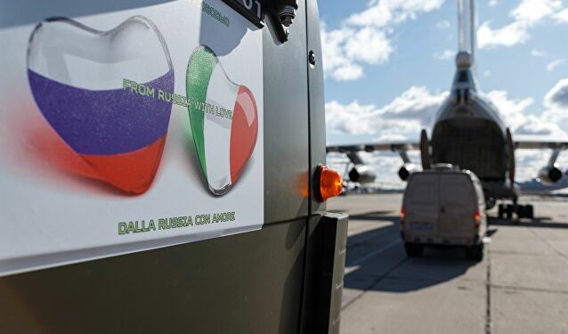 “Komunistët” në ndihmë të italianëve! Pas ekipit nga Kina dhe Kuba, një tjetër mbërrin sot në Bergamo, 150 mjekë e infermierë në ndihmë të Italisë