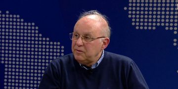 Sa mjekë infeksionistë ka dhe sa të sëmurë mund të përballojë Shqipëria? Dr. Tritan Kalo tregon shifrat