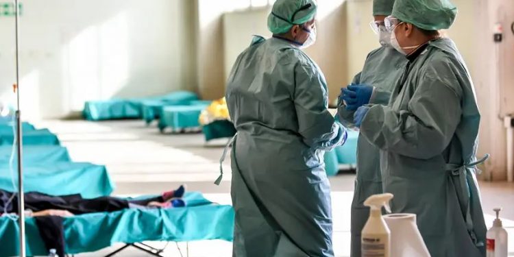 Shpresë për Italinë: Kurba e epidemisë duke shkuar drejt rënies