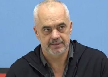 I izoluar në shtëpi, kryeministri Rama tregon si po e kalon kohën: Provojeni dhe do më jepni të drejtë!