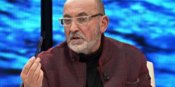 Anal-isti Lubonja “sqaron Europën”: Thoni t’i hapim negociatat me Shqipërinë se ka bërë hapa përpara”… Po jo ore s’ka bërë! Lufta është mjeti i fundit pasi janë konsumuar mjetet