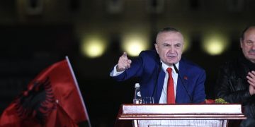 Meta tallet dhe me komunitetin LGBTI: Zgjedhjet lokale PS i fitoi me anë të “Zogut të Tiranës”