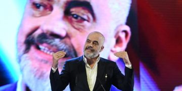 Edi Rama: Problemi i PS është, se ajo është “Champions League”, ata janë besëlidhja e dytë