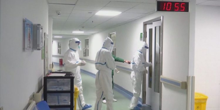 Koronavirusi: Rreziku kryesor, të infektuarit pa simptoma