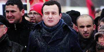 Kërcënon Albin Kurti: Faza e destabilizimit po fillon! Mbështesim protesta masive kundër Qeverisë që do të formohet