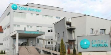 “Privati nuk mund të kryejë teste”! Epidemiologu rrëzon mashtrimet e Spitalit Amerikan: OBSH ka licencuar vetëm ISHP për analizat e COVID-19,