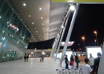 Riatdhesimet/ Publikohen datat dhe oraret e fluturimeve që do të kryhen këtë javë nga Roma…udhëtime edhe nga Frankfurti, Parisi dhe Londra