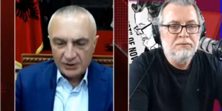 Gazetari klloun “gradon” Metën: Bjeri me grusht tavolinës, nuk je president i Gramoz Ruçit por… i popullit