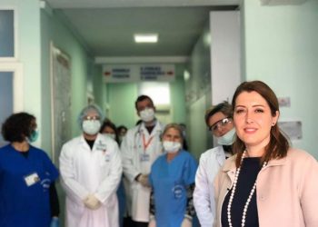 Ministrja e Shëndetësisë jep lajmin e fundit: Ja sa mjekë të familjes do ndihmojnë pacientët me COVID-19