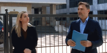 Vokshi dhe Alibeaj thyejnë karantinën! Poshtë ditares së Manastirliut bëjnë lehjet e radhës, akuzojnë qeverinë për “tenderin sekret” 3.5 mln dollarë