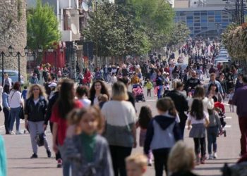 “Karantinimi nuk ka më asnjë kuptim!”, gazetari i njohur publikon pamjet dhe tregon pse duhet të shfuqizohen masat