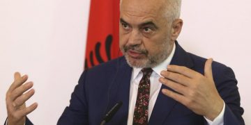 “Ndryshe do na gjejë një fund më i tmerrshëm”! Rama jep mesazhin e fortë: Të pasurit duhet të japin, jo të marrin