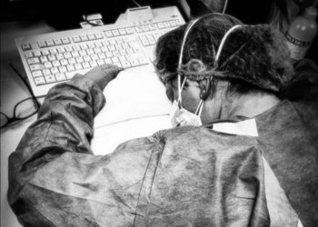 Koronavirus, mesazhi i infermieres simbol: Jam shëruar, por heronjtë e vërtetë janë pacientët