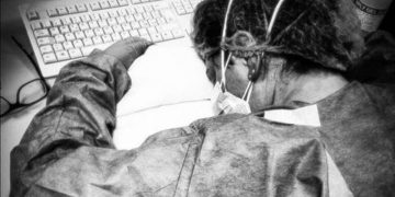 Koronavirus, mesazhi i infermieres simbol: Jam shëruar, por heronjtë e vërtetë janë pacientët