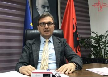 Skënder Brataj tregon si është trajtuar në kushte shtëpie: “Temperatura më shkoi deri në 39.6” por tani…”