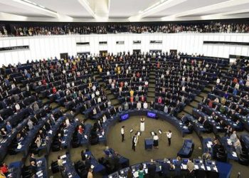 Ç’po ndodh me punën, shkollën, dyqanet dhe argëtimin?! Ja sesi janë liruar masat në 11 shtete europiane!