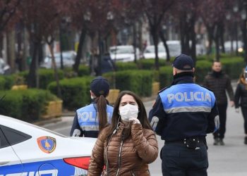 Liridalja për pensionistët, policia del me reagim urgjent, ja kufizimet në parqe e lulishte