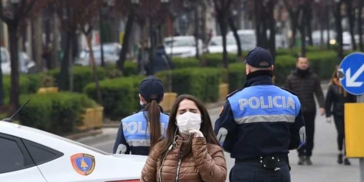 Liridalja për pensionistët, policia del me reagim urgjent, ja kufizimet në parqe e lulishte