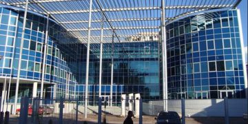 Zhbllokohen proceset gjyqësore për zyrtarët e lartë, Fatmira Hajdari heq dorë nga çështja e Bashës, kreu i PD dhe Tahiri javën e ardhshme në gjykatë