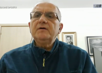 Vasali fillon lehjet në emër të koronavirusit: “Qeveria fsheh numrin e viktimave! Është një qeveri e çmendur! Të verifikohen të gjithë ata që ndërojnë jetë