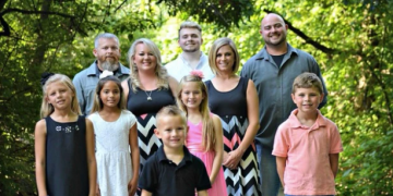 Historia e 32-vjeçares: Jam izoluar në shtëpi me ish- burrin, burrin, gruan e ish burrit dhe 5 fëmijët tanë!