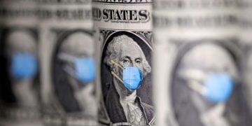 Trump ndihmon amerikanët me çeqe, nis shpërndarja: 1200 USD për të moshuarit, 500 USD për fëmijët