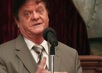 Lajm i hidhur për artin skenik: Ndërron jetë Gëzim Kruja aktori i njohur i humorit shkodran