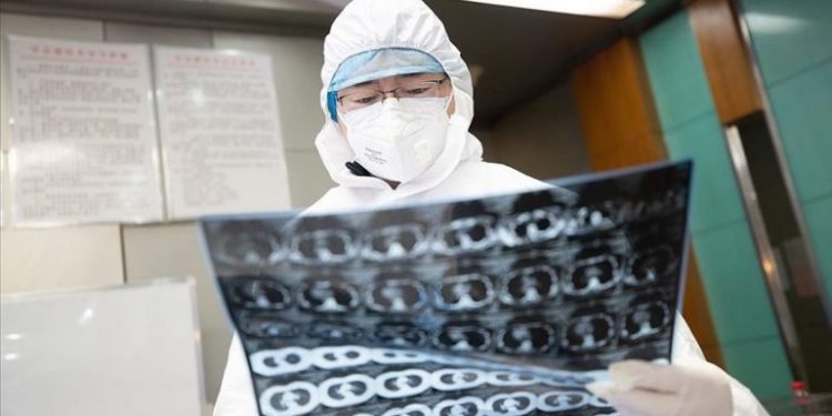 Kina regjistron ditën e parë pa viktima nga COVID-19, 32 raste të reja të importuara