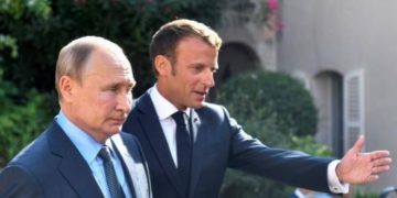 Franca lëviz e pavarur drejt Rusisë