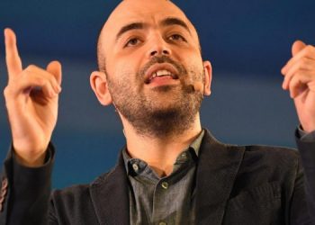 INTERVISTA/ Roberto Saviano: Mafia shqiptare u fuqizua prej Lazaratit ish parajsa tokësore e prodhimit dhe e trafikut të marijuanës! Sot ajo është e fuqishme në gjithë botën