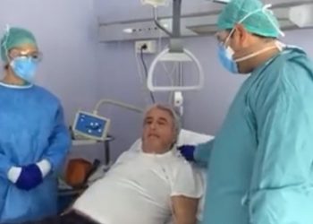 VIDEO/ Italiani falenderon me lot në sy Suelën dhe Eduardin